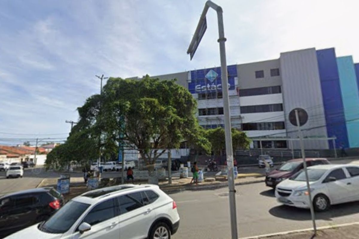 Acidente aconteceu pr&oacute;ximo &agrave; Faculdade Estacio. Foto: Reprodu&ccedil;&atilde;o | Google Maps