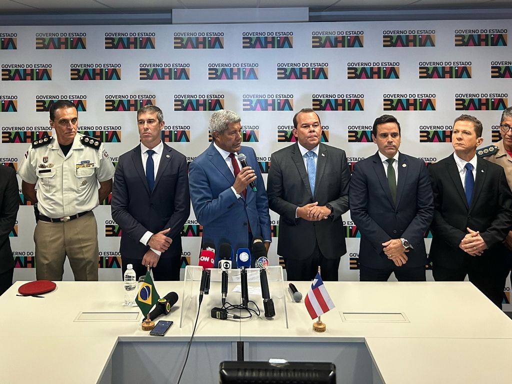 Além de anunciar o novo diretor-geral da Polícia Civil, o governo estadual anunciou mudanças na PM e no Corpo de Bombeiros. Foto: João Brandão/Aratu On