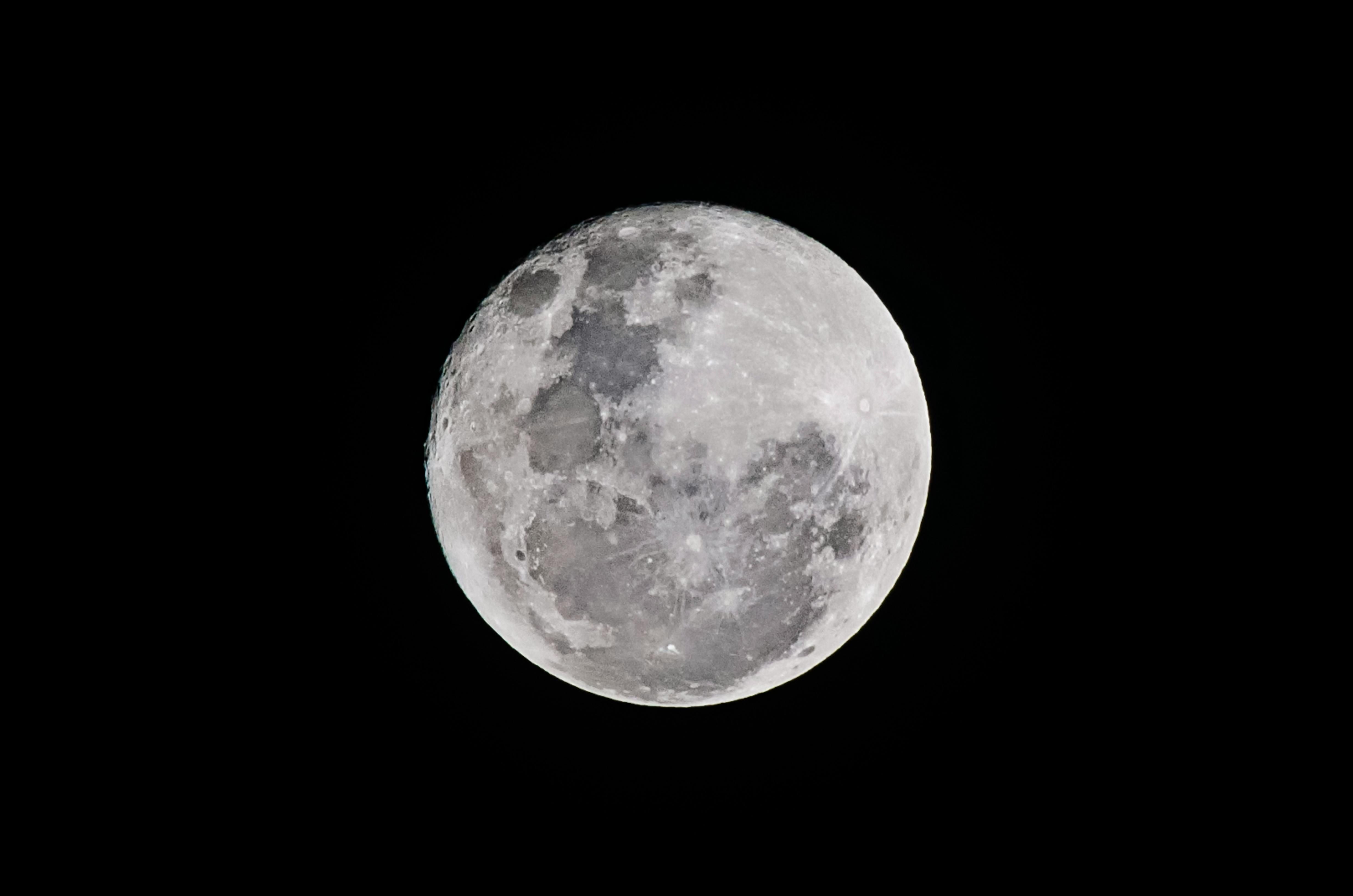 ‘Lua Cheia do Veado' acontece nesta quinta-feira. Foto: ilustrativa / freepik