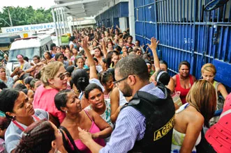 PE: quatro detentos morrem e três ficam feridos em tumulto no Complexo Prisional do Curado