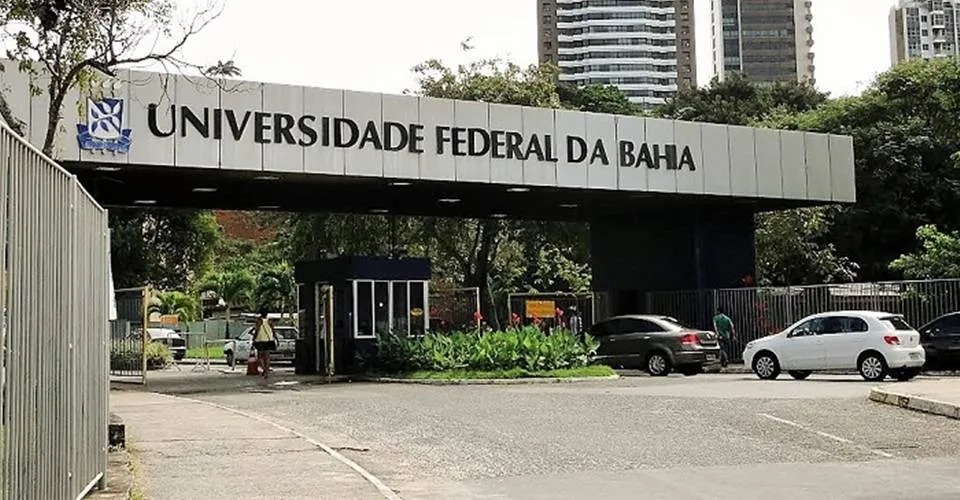 Professores da UFBA se reúnem nesta sexta para decidir se acaba greve