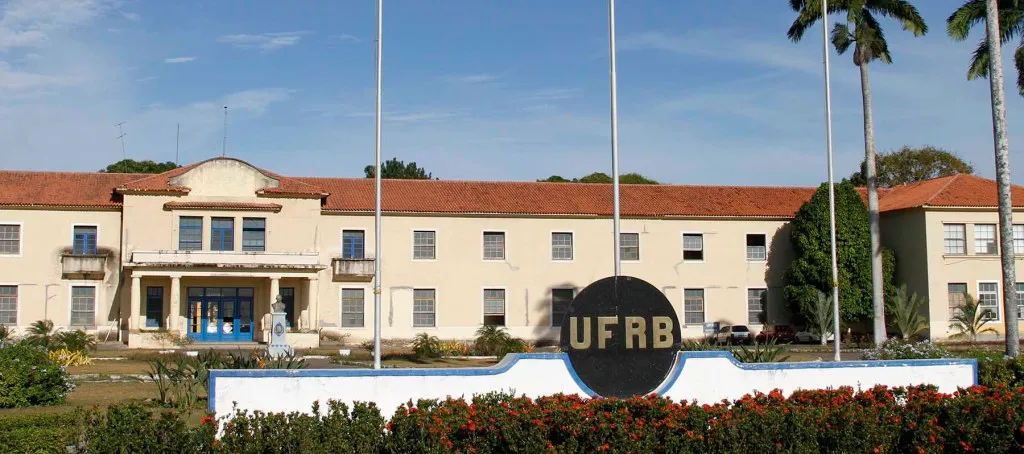 UFRB divulga concurso público para professor efetivo