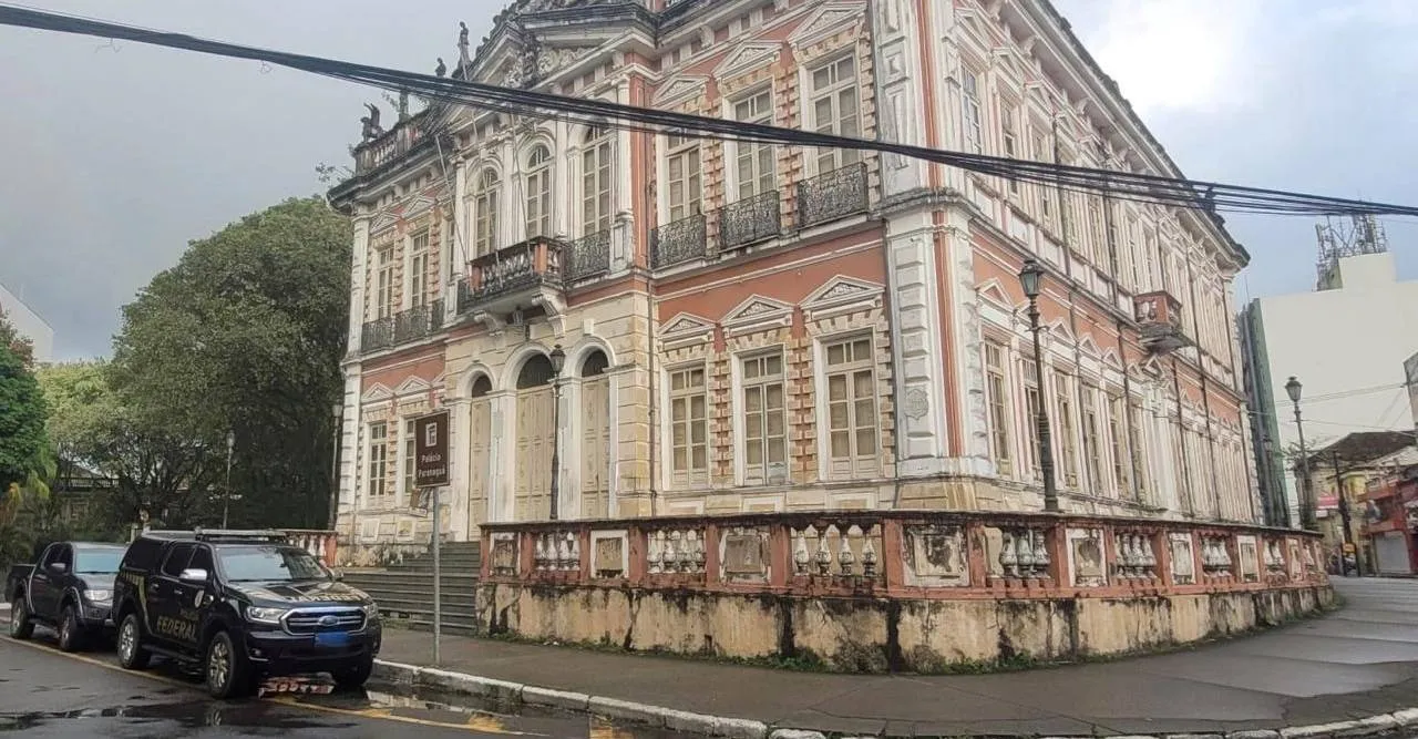 PF faz nova operação em Ilhéus e mira prefeitura e comitê de candidato a prefeito