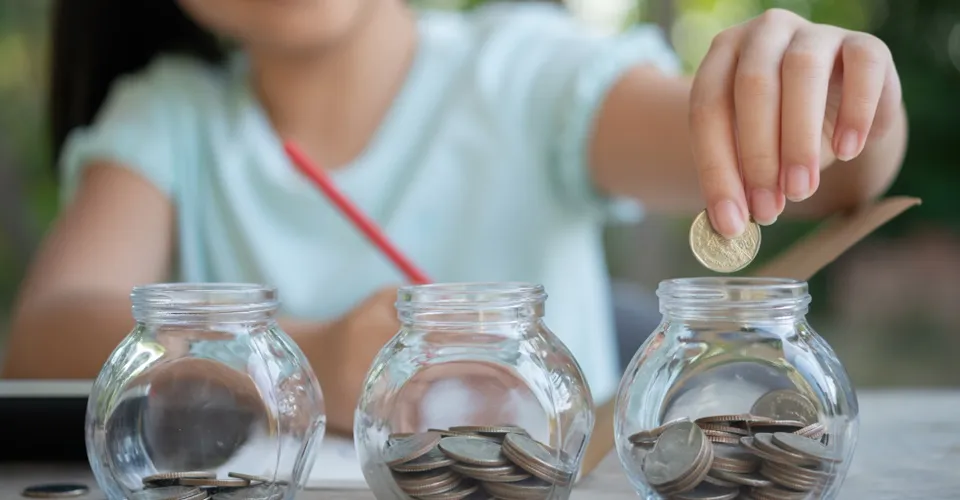 Especialista dá dicas de educação financeira para crianças e jovens