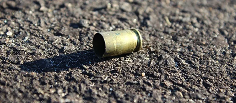 PERNAMBUÉS: Jovem tenta fugir durante execução, mas corpo é localizado em telhado de residência