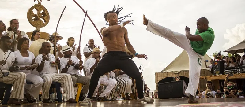 MANJA DOS PARANAUÊ: Baiano supera mais de 300 inscritos e vence torneio global de Capoeira