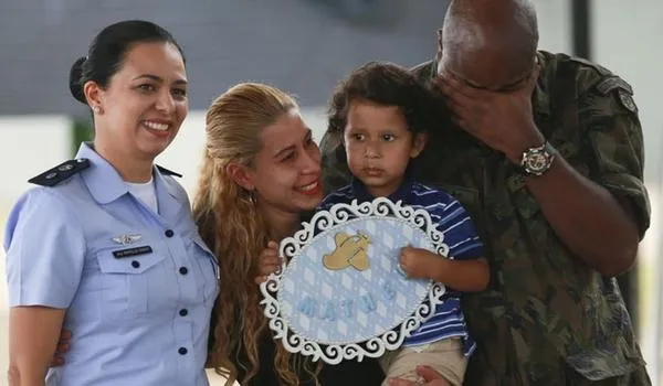 Coronavírus: brasileiros deixam quarentena na Base Aérea de Anápolis