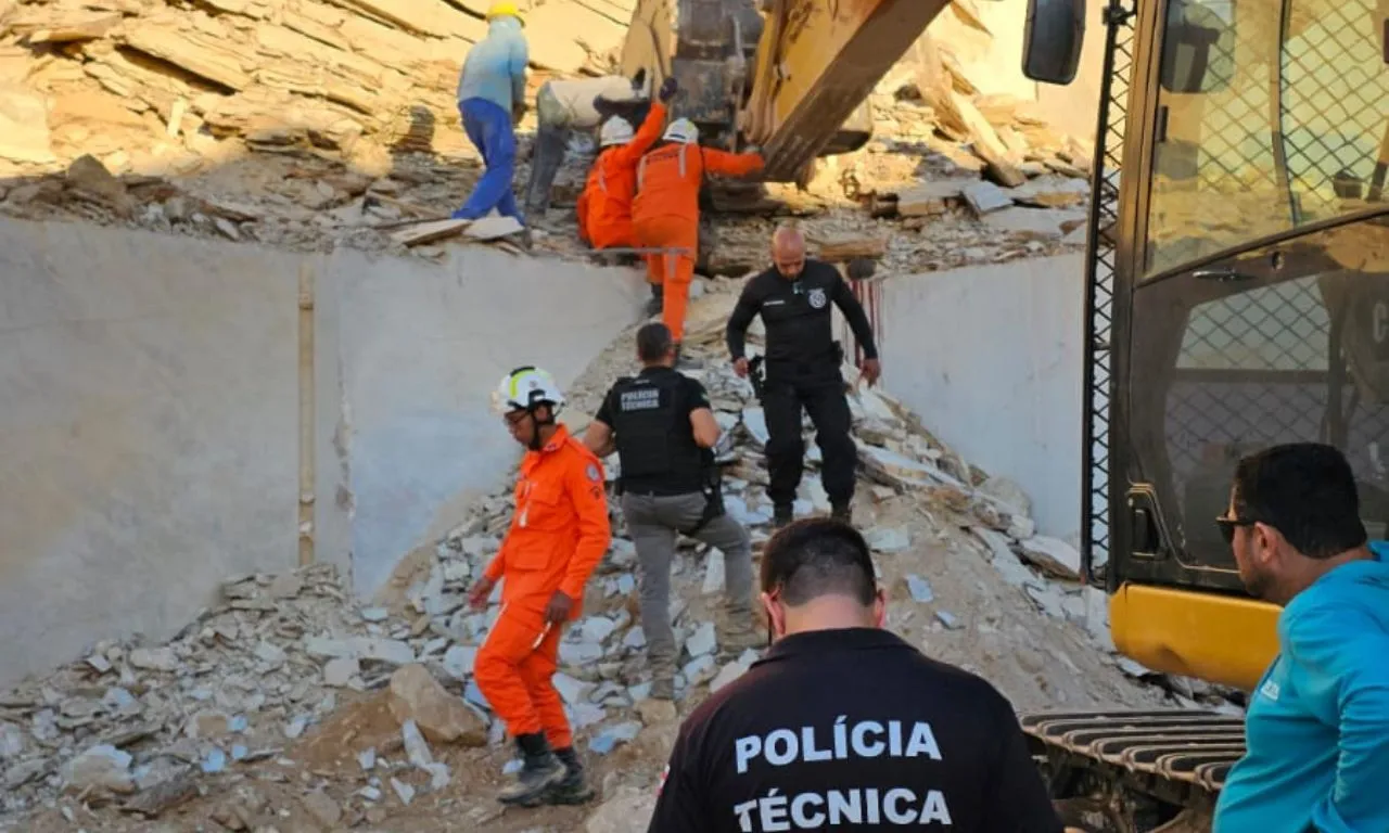 Trabalhador morre soterrado após desabamento em pedreira na Bahia