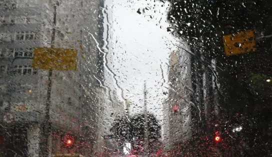 Idosa morre e ao menos cinco pessoas ficam feridas após temporais no Rio de Janeiro