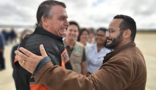 Após live de Bolsonaro, deputado baiano chama presidente de "herói" e afirma que continuará "combatendo o bom combate"