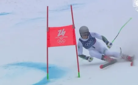 Lucas Pinheiro sofre queda e fica sem medalha no slalom