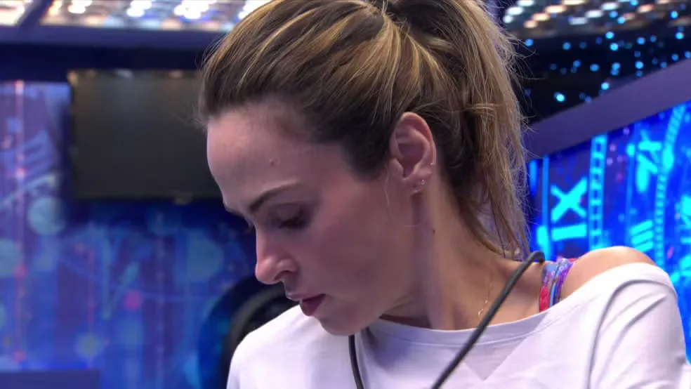 BBB26: Ana Paula perde paciência com Samira e reclama: 'Isso me irrita'