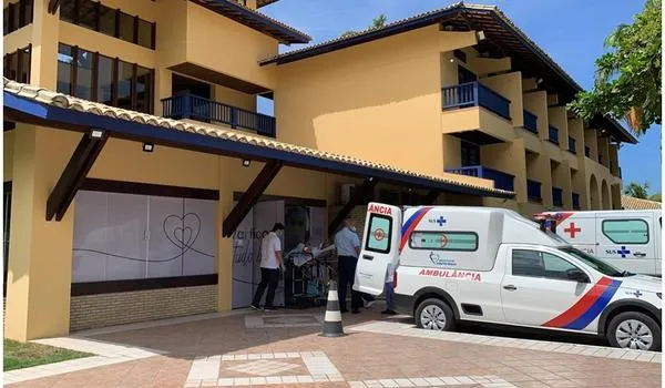 Coronavírus: hospital montado em hotel de Lauro de Freitas começa a receber primeiros pacientes 
