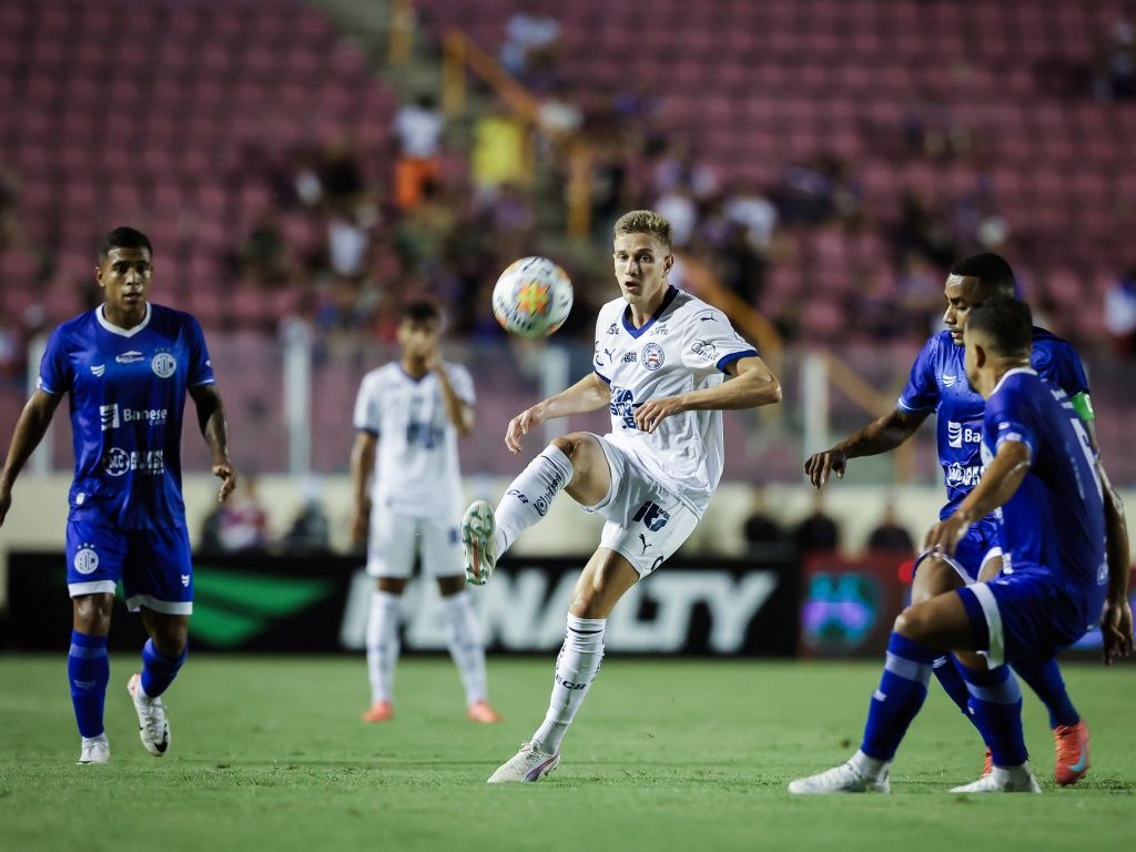 Com dois gols de Neto, o Confiança derrotou o Bahia, pela Copa do Nordeste. Foto: Letícia Martins/EC Bahia