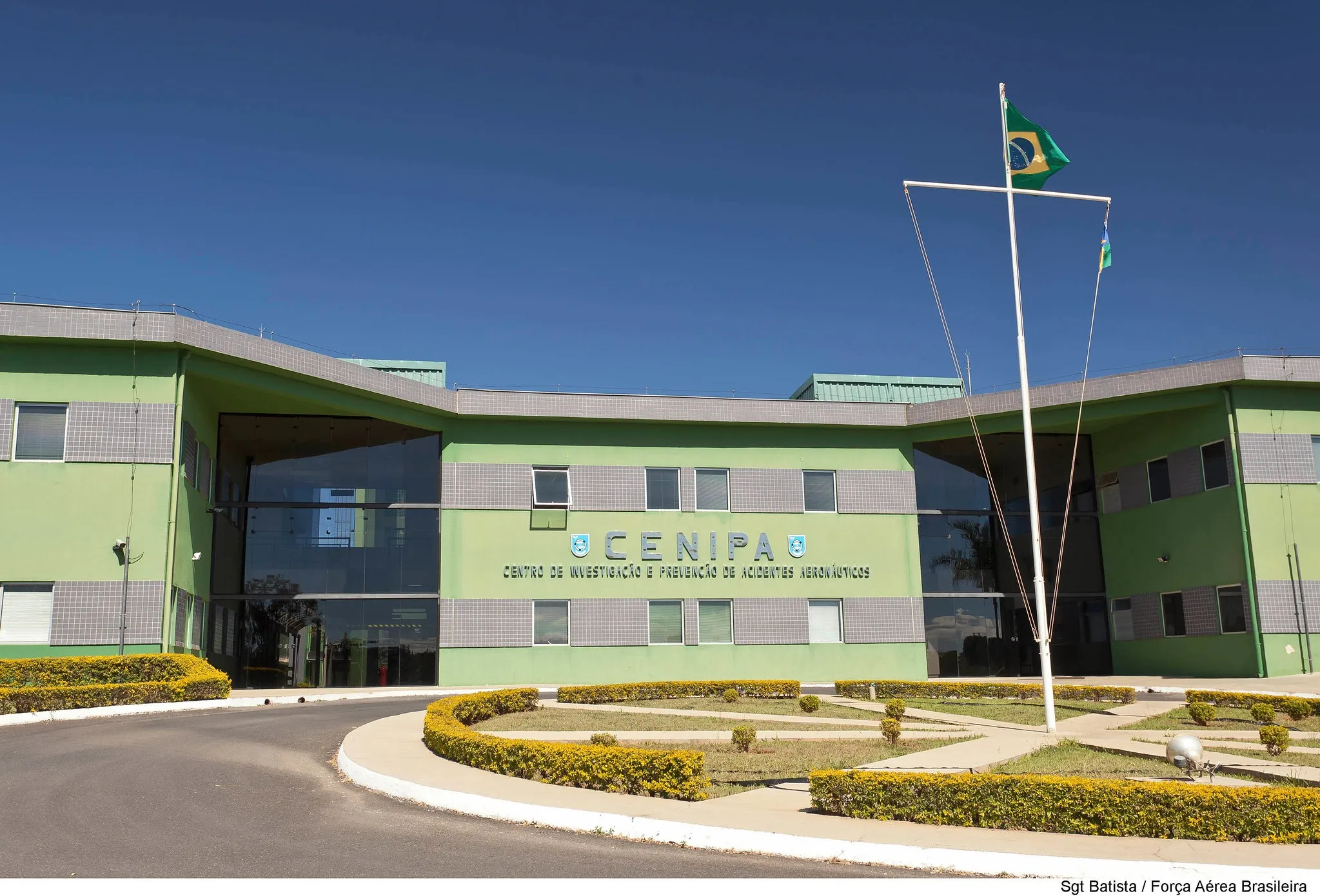 FAB abre investigação sobre incidente com avião que levava ACM Neto