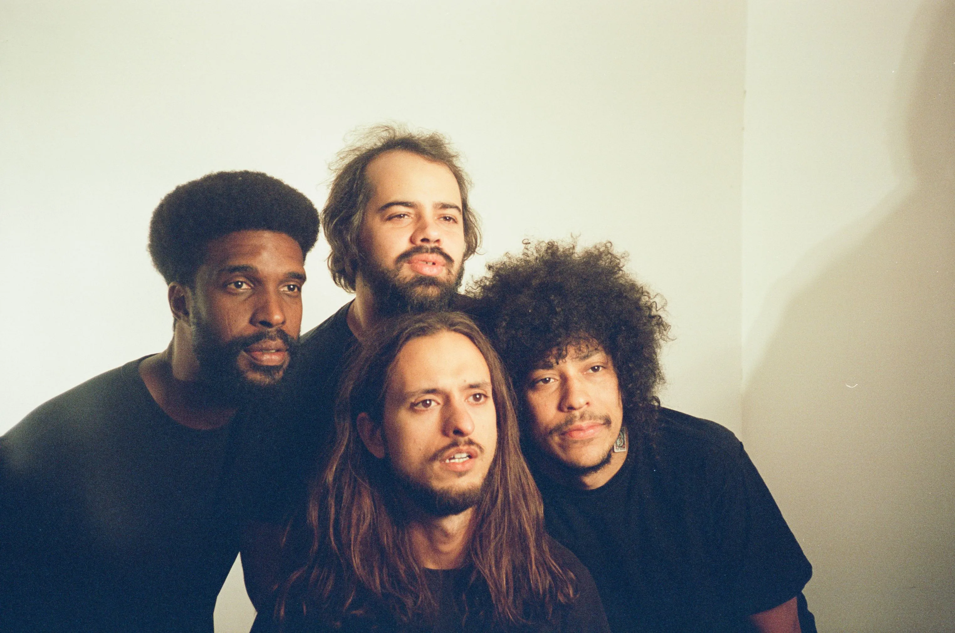 Banda de rock psicodélico se apresenta no Pelourinho em setembro