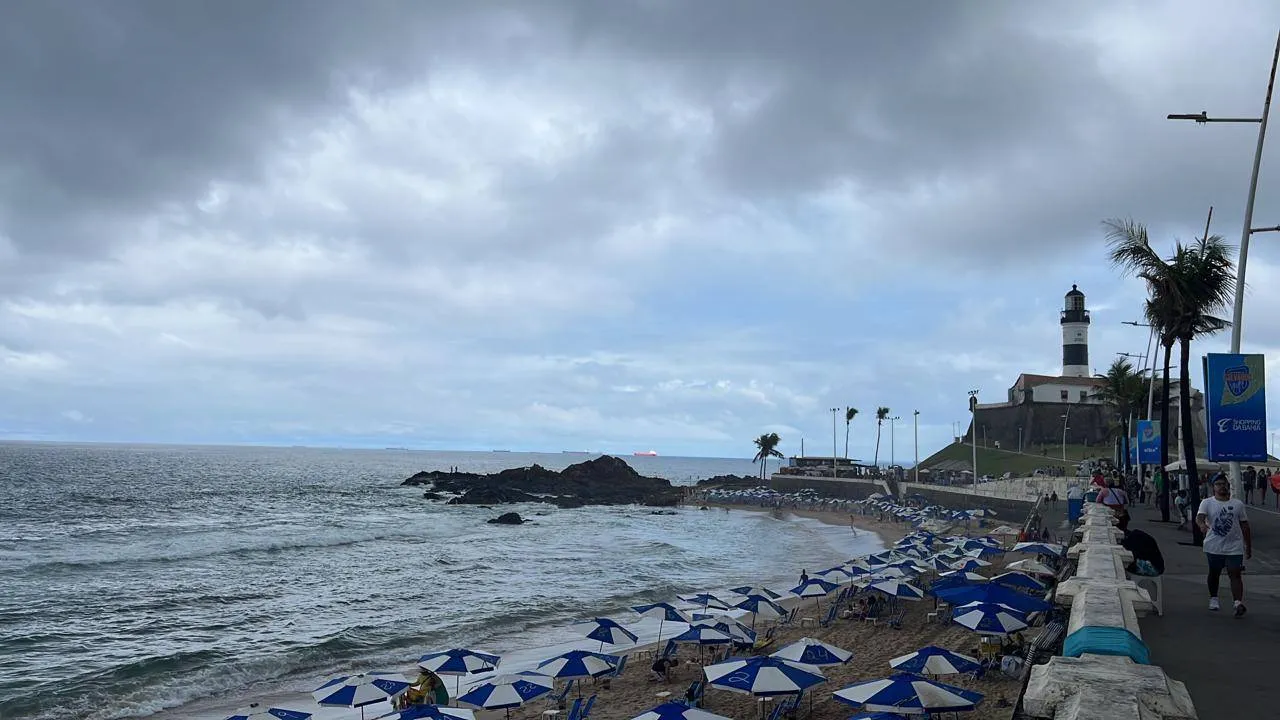 Pescador morre afogado na Barra ao tentar buscar equipamentos no mar