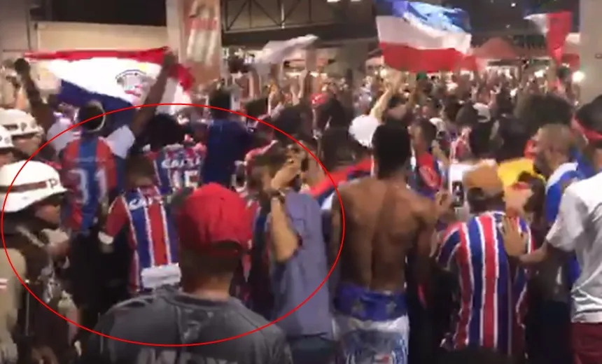 Polícia abrirá sindicância para apurar agressão de PM contra torcedor do Bahia; vídeo