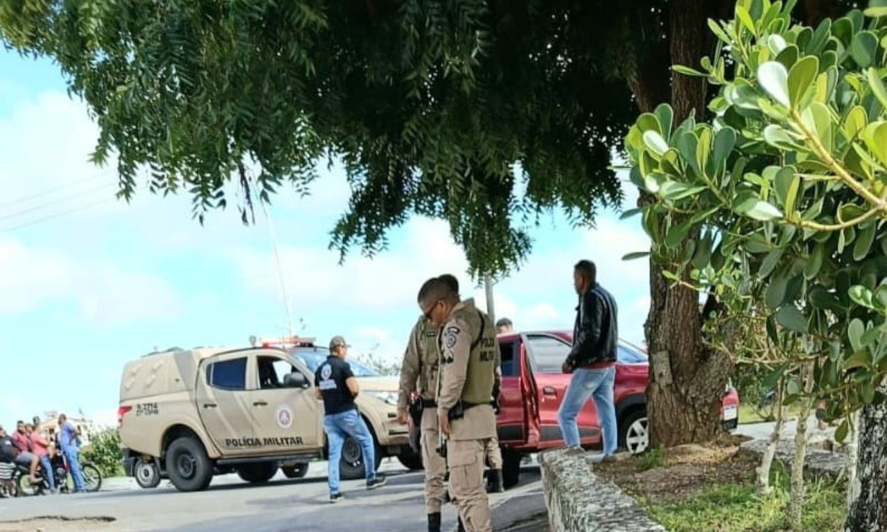 Confronto com a PM no Rec&ocirc;ncavo baiano