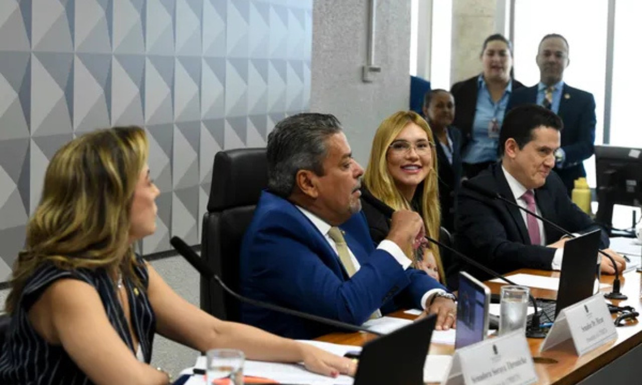 O senador também saiu em defesa da influenciadora. | Foto: Edilson Rodrigues/Agência Senado