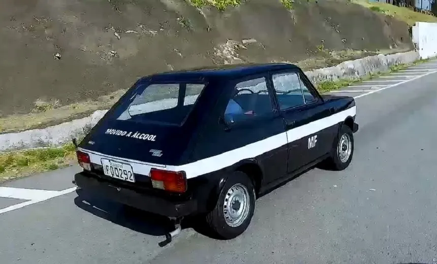 Montadora comemora 40 anos de laçamento do Fiat 147 a álcool; veja vídeo