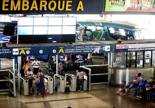 Sindicato projeta greve e quase metade dos ônibus na Bahia pode parar; entenda