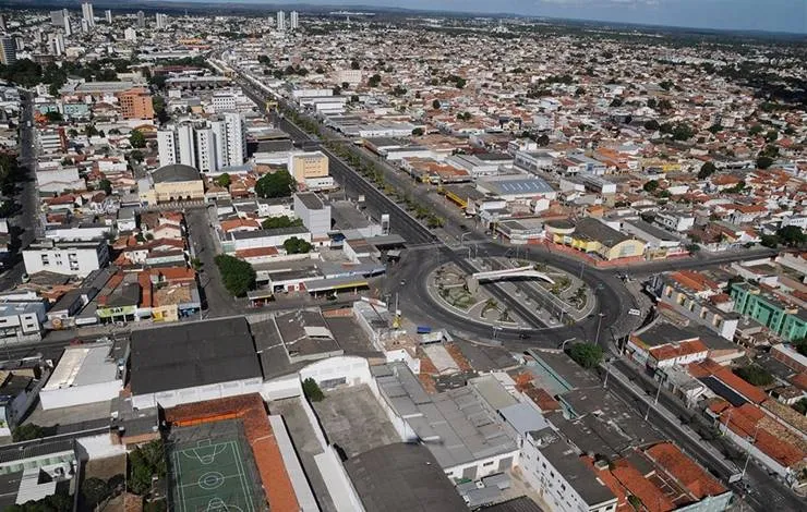 Trio tenta roubar carro da prefeitura de Feira de Santana e um acaba morto após confronto com a PM