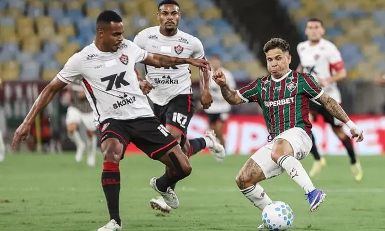 Fluminense e Vit&oacute;ria empatam em 2 a 2. Foto: Lucas Mer&ccedil;on | Fluminense FC