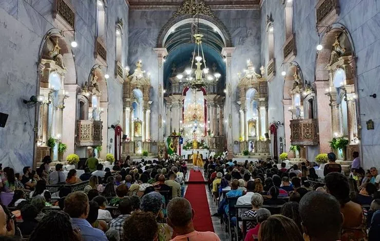 Procissão e Missa Campal celebram o Dia de Santo Antônio em Salvador; confira programação