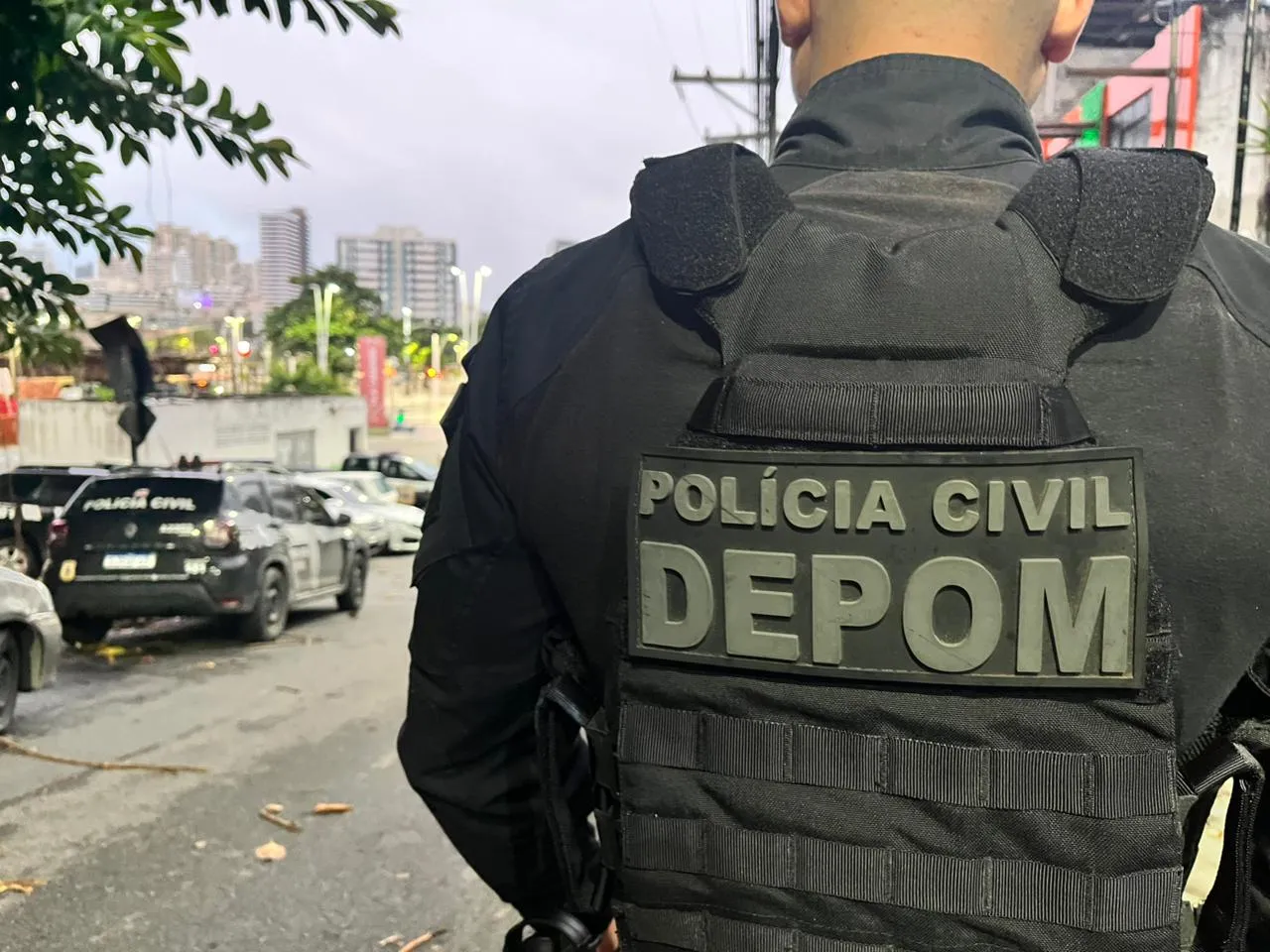 Suspeitos de extorsão, roubo e estupro são presos na Federação, em Salvador