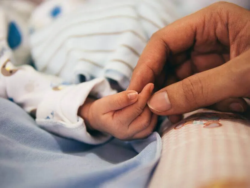 Imagem de mãe e bebê 