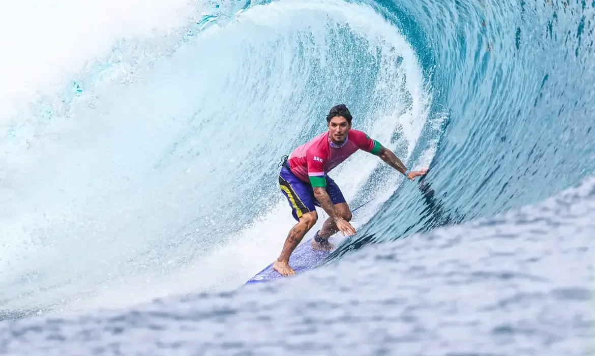 Itacoatiara Big Wave: campeonato de surfe com ondas grandes acontece no Rio