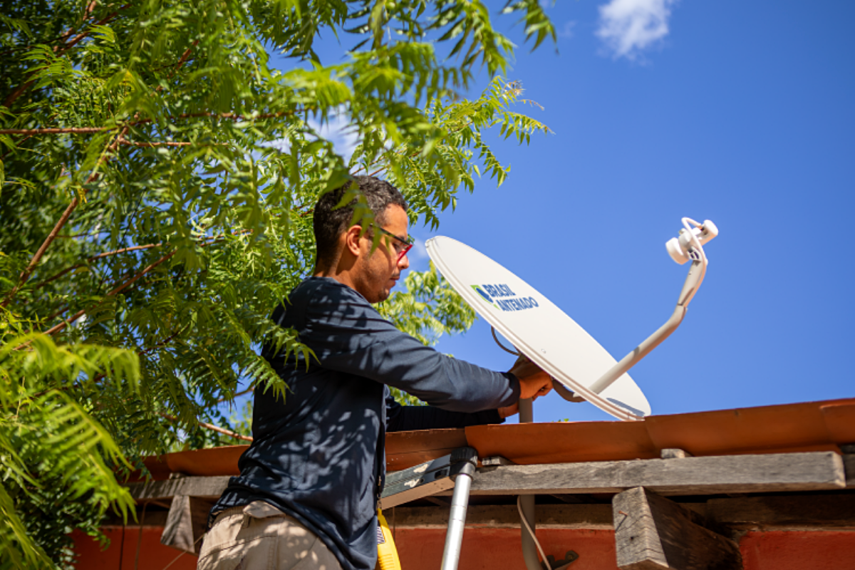 Moradores de cidades da Bahia podem solicitar antenas digitais gr&aacute;tis para garantir sinal de TV de qualidade; saiba mais. Foto: Divulga&ccedil;&atilde;o