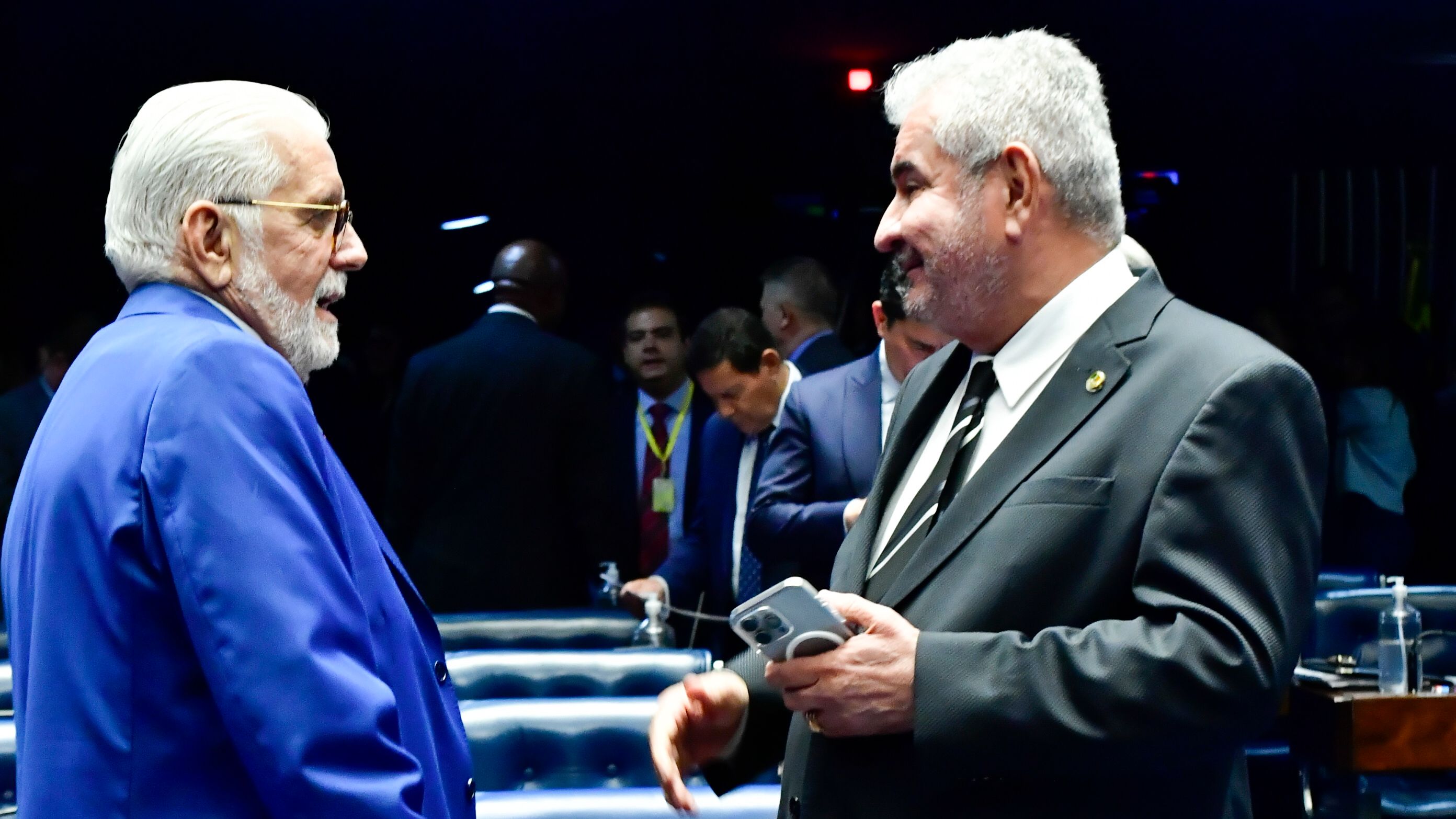Angelo Coronel e Jaques Wagner em sessão no Senado | Foto: Waldemir Barreto/Agência Senado