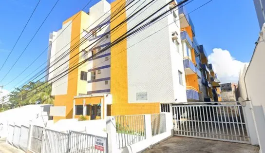 Apartamento duplex e terrenos em Vilas do Atlântico estão entre bens leiloados pelo Estado; veja como participar