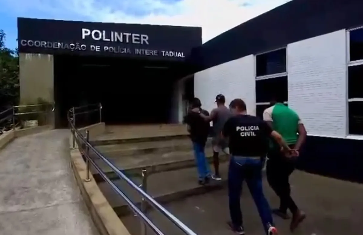 Polícia prende homicidas tentando fugir através da Rodoviária de Salvador