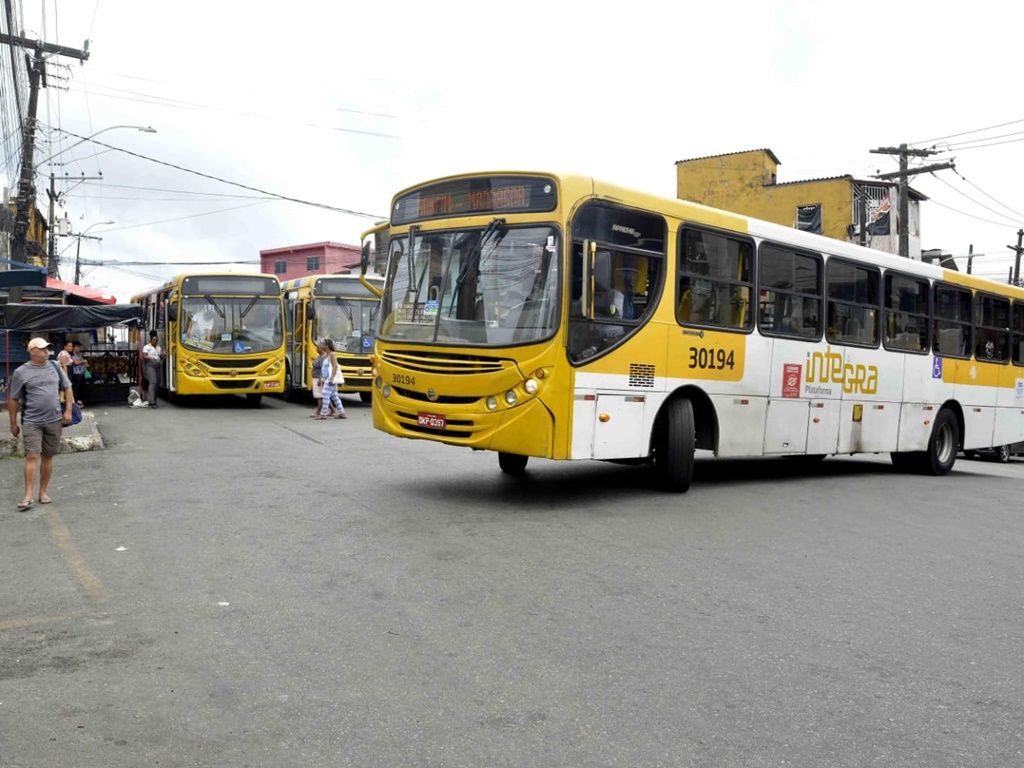 Com a alteração nos itinerários dos ônibus, os passageiros precisam ficar atentos.Foto: Otávio Santos/Secom PMS