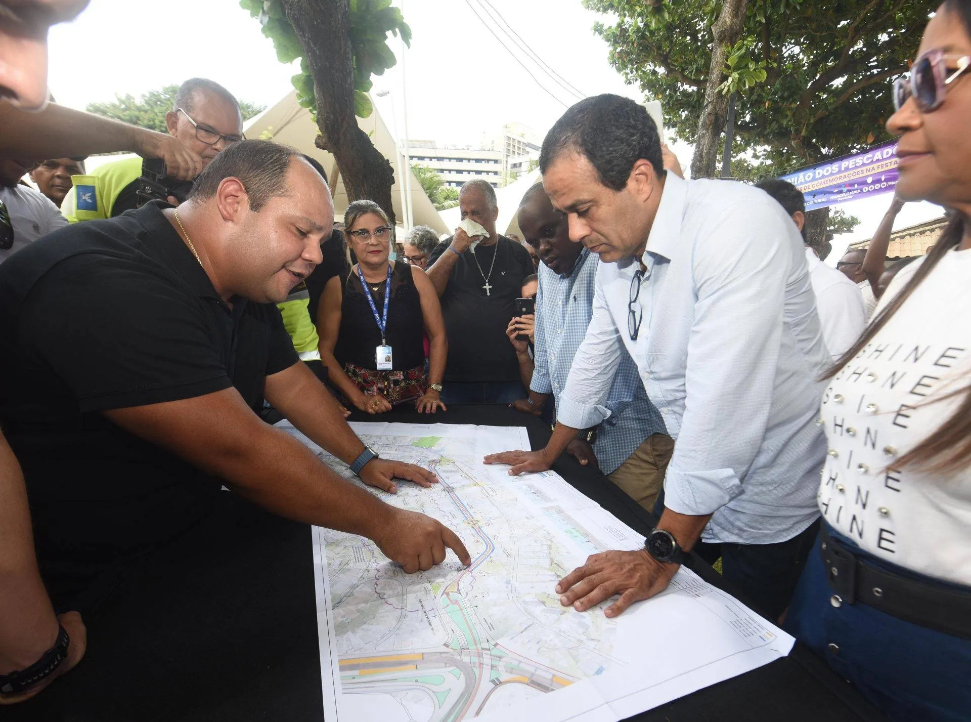 Prefeitura inicia implantação do BRS, com ônibus em faixas preferenciais e exclusivas na orla de Salvador