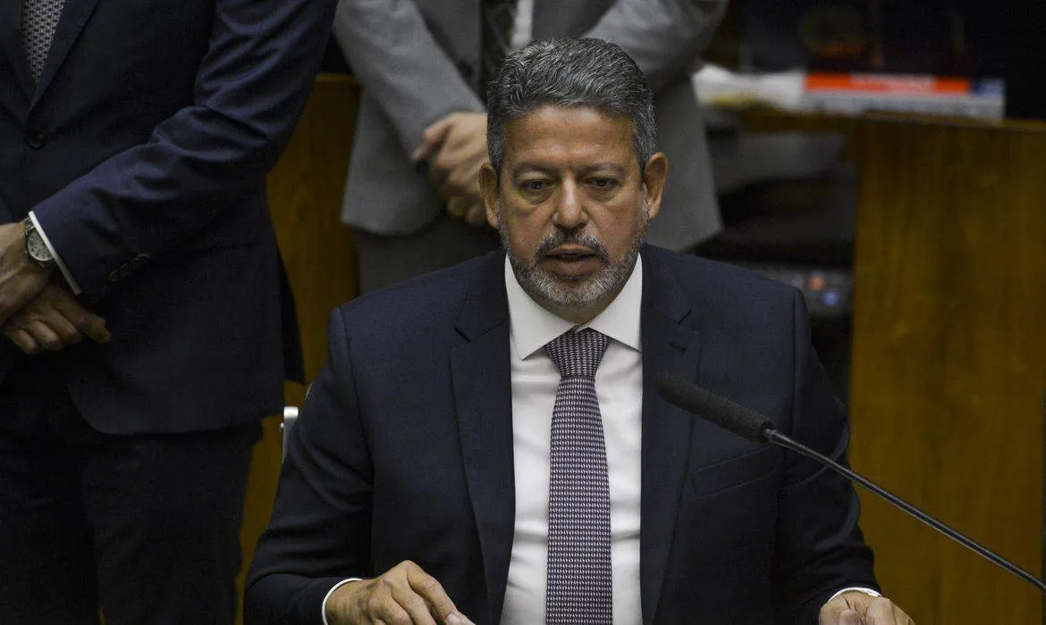Por unanimidade, STF decide arquivar denúncia contra Arthur Lira