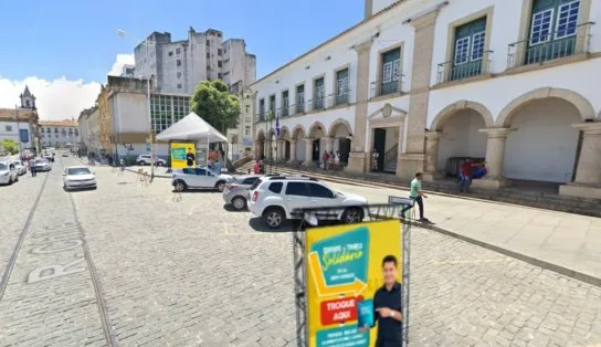 Drive Thru Solidário troca alimentos por livro nesta terça-feira na Câmara de Salvador