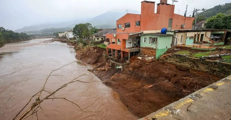 Número de mortes por enchentes no Rio Grande do Sul sobe para 169