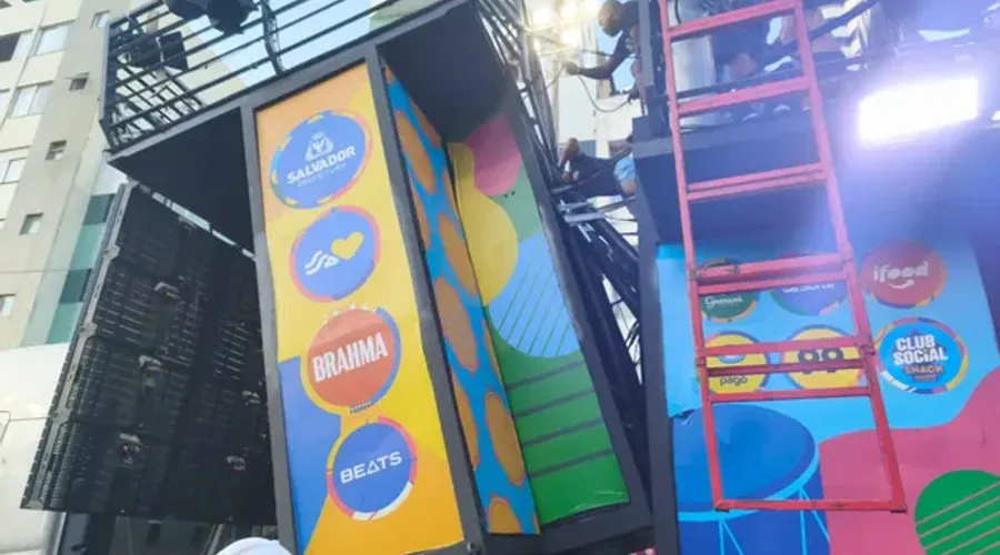 Antes de ir para a avenida, todos os trios el&eacute;tricos precisam passar por vistorias t&eacute;cnicas que avaliam estrutura, peso m&aacute;ximo permitido e condi&ccedil;&otilde;es de seguran&ccedil;a/Foto: Raissa Gomes/Aratu On