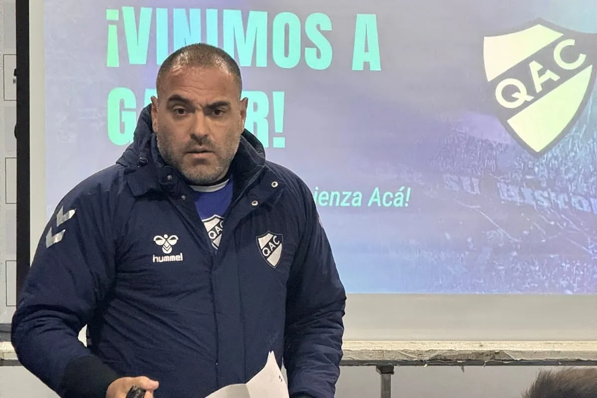 Motim? Técnico de time argentino é demitido após votação dos jogadores