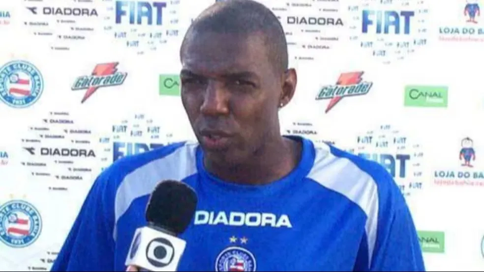 Morre Reinaldo Aleluia, ex-atacante do Bahia, aos 53 anos
