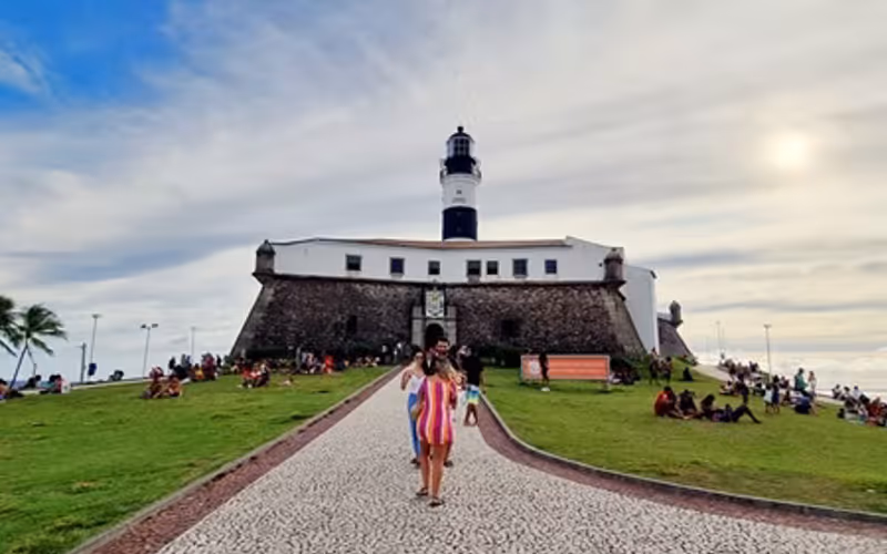 Salvador possui mais de 300 monumentos p&uacute;blicos espalhados por pra&ccedil;as, avenidas e pontos tur&iacute;sticos da cidade, muitos deles expostos ao tempo e sem prote&ccedil;&atilde;o permanente/Foto: Reprodu&ccedil;&atilde;o&nbsp;