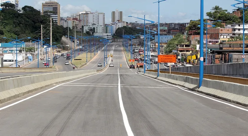Caminhoneiros pretendem fazer manifestação na Via Expressa na tarde desta terça-feira