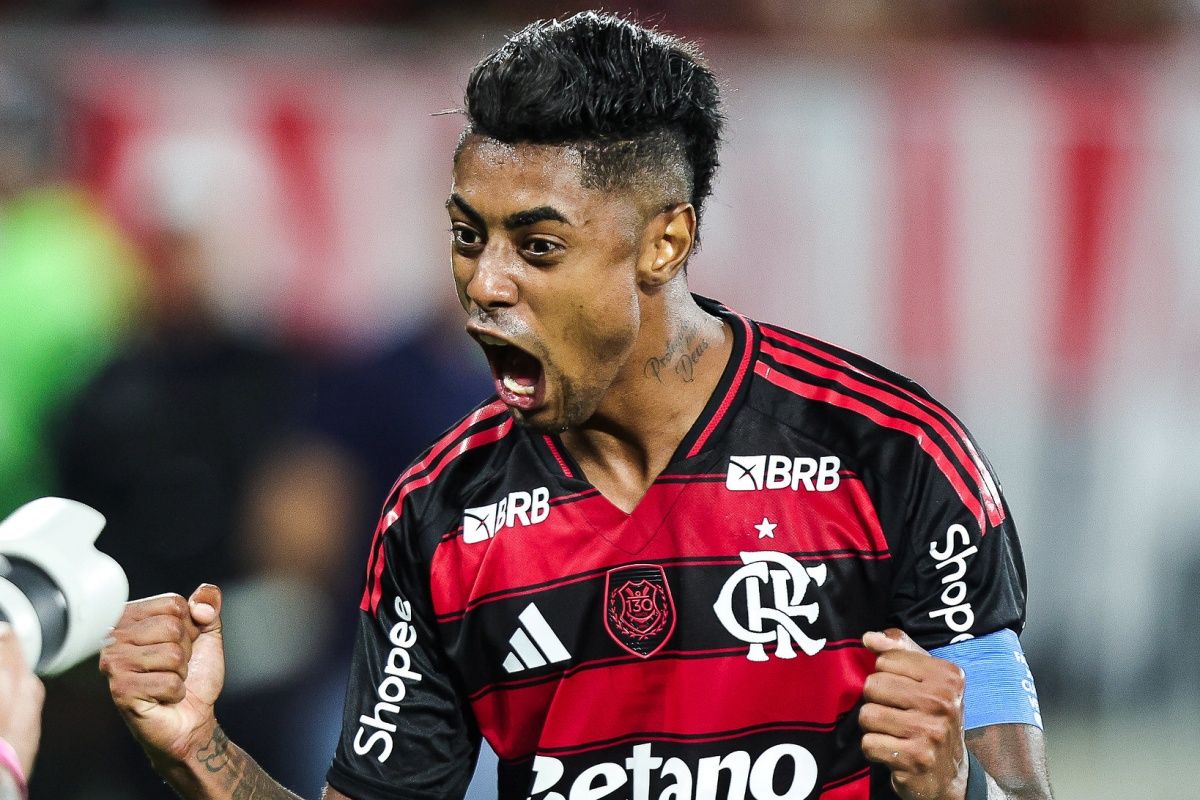 Absolvido da suspensão de 12 jogos no julgamento de manipulação esportiva, Bruno Henrique foi apenas multado em R$ 100 mil. Foto: Gilvan de Souza/Flamengo