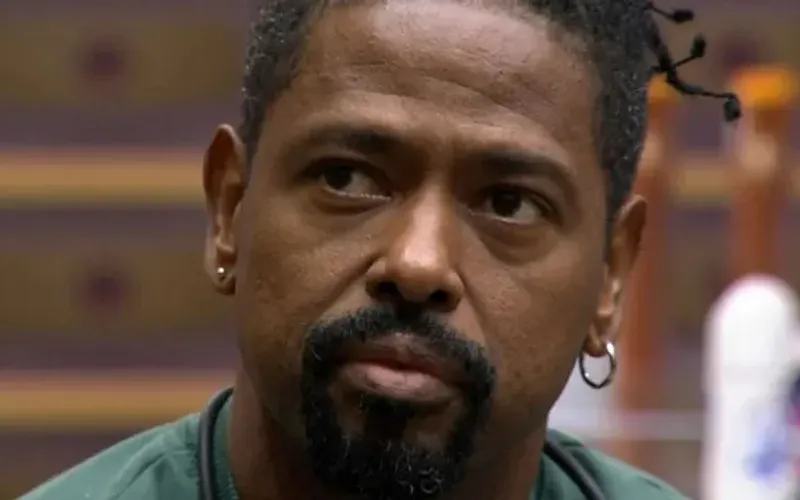 Esposa do participante tamb&eacute;m fez um alerta sobre a circula&ccedil;&atilde;o de informa&ccedil;&otilde;es falsas nas redes sociais a respeito de uma suposta desist&ecirc;ncia/Foto: Gshow&nbsp;