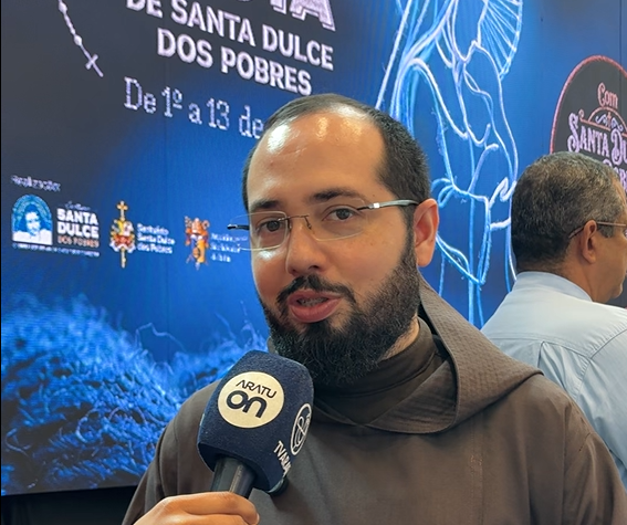 Na foto, Frei &Iacute;caro, reitor do Santu&aacute;rio Santa Dulce dos Pobres.| Foto: Aratu On