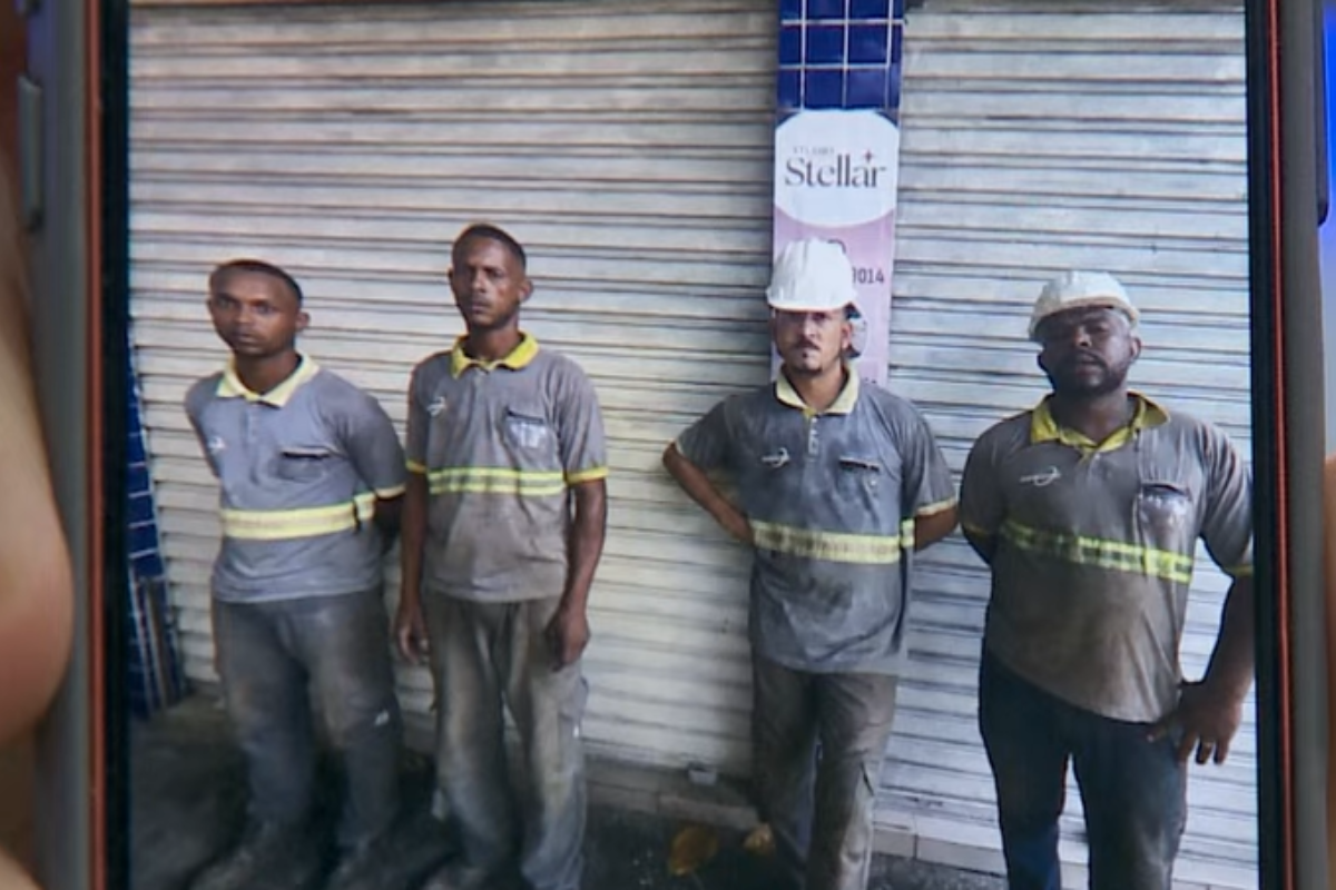 Quatro Homens Foram Presos Em Flagrante  Suspeitos De Furtar Cabos De Cobre No Bairro De Itapu&atilde;. Foto: Reprodu&ccedil;&atilde;o TV Aratu 